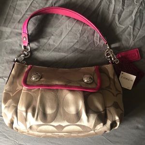 VINTAGE NWT Coach Magenta and Tan Poppy Purse